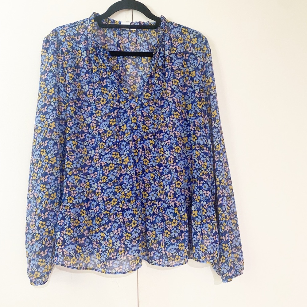 Gap floral blouse
